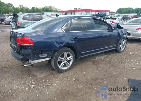 2012 Volkswagen Passat 3.6L V6 Sel Premium из США, поврежденный, VIN 1VWCM7A31CC027906